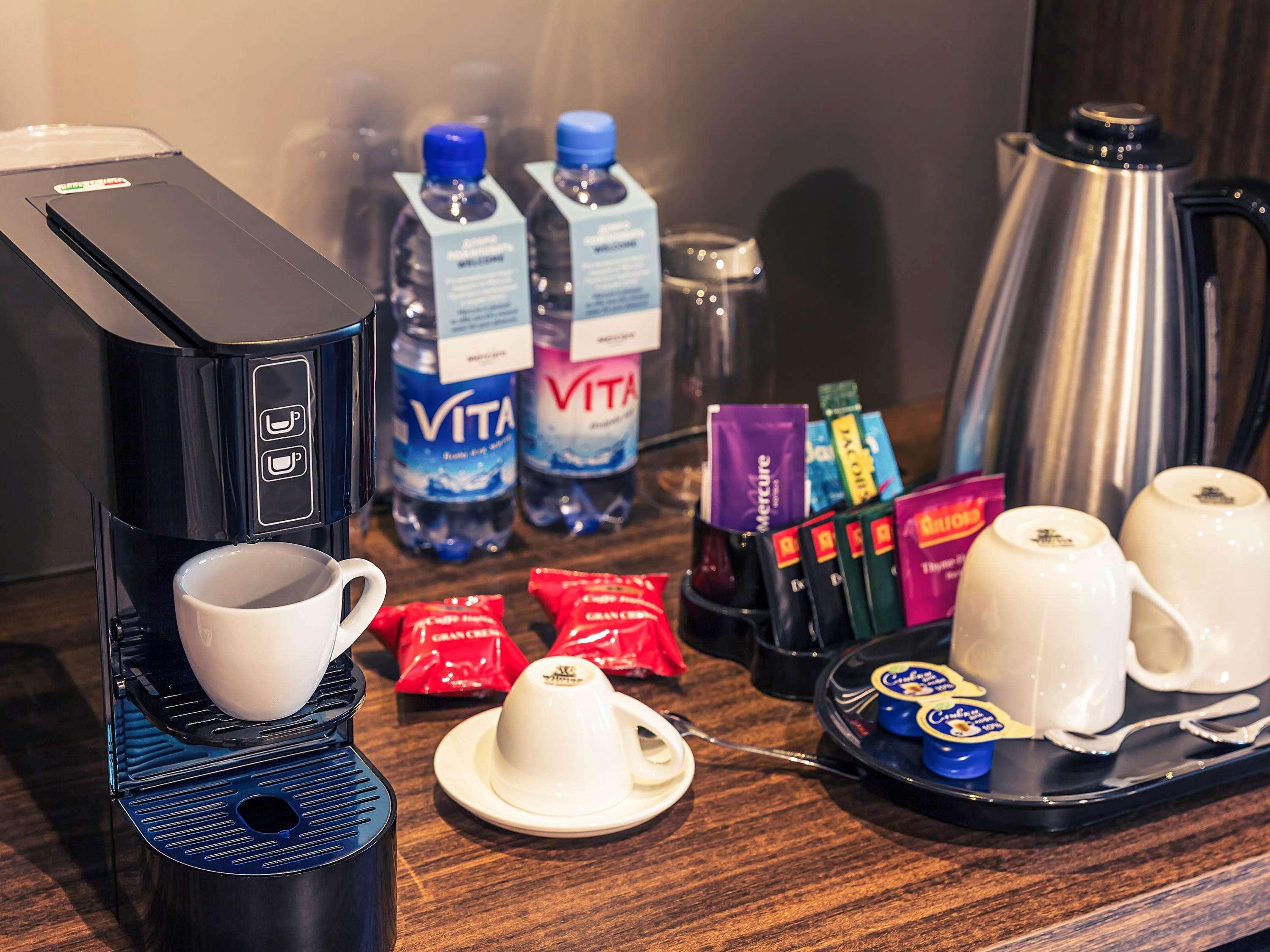 Mercure Almaty City Center Eksteriør billede