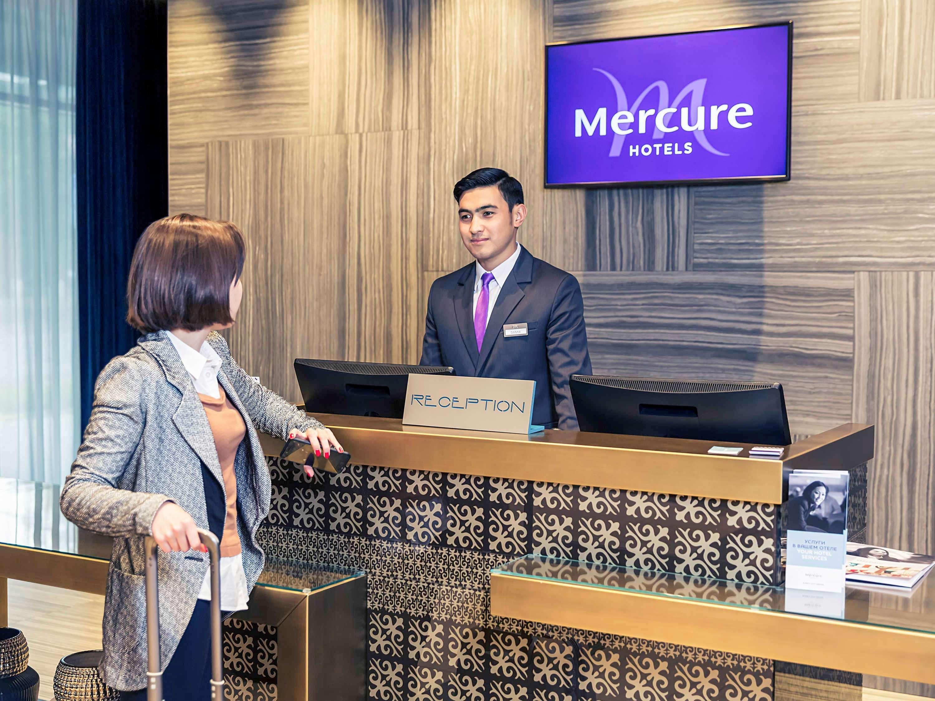 Mercure Almaty City Center Eksteriør billede