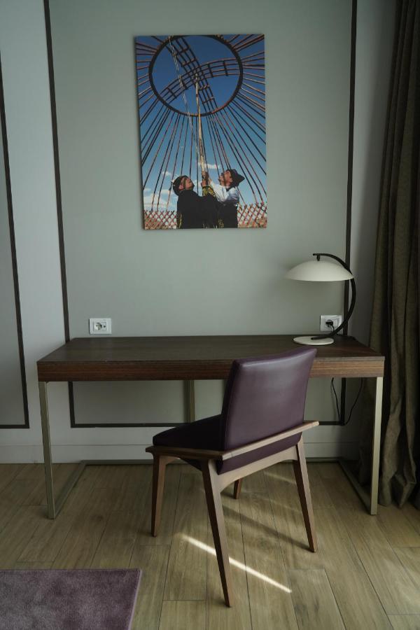 Mercure Almaty City Center Eksteriør billede